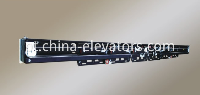 6 Panels Freight Elevator Landing Door Mechanism Center Opening